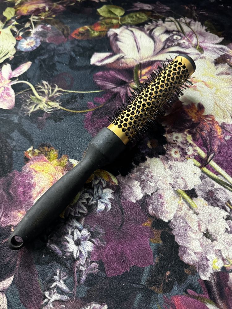 Hair styling Brush