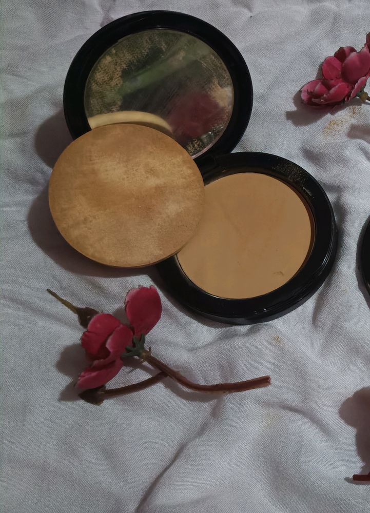 Maybelline Fitme  Compact Powder