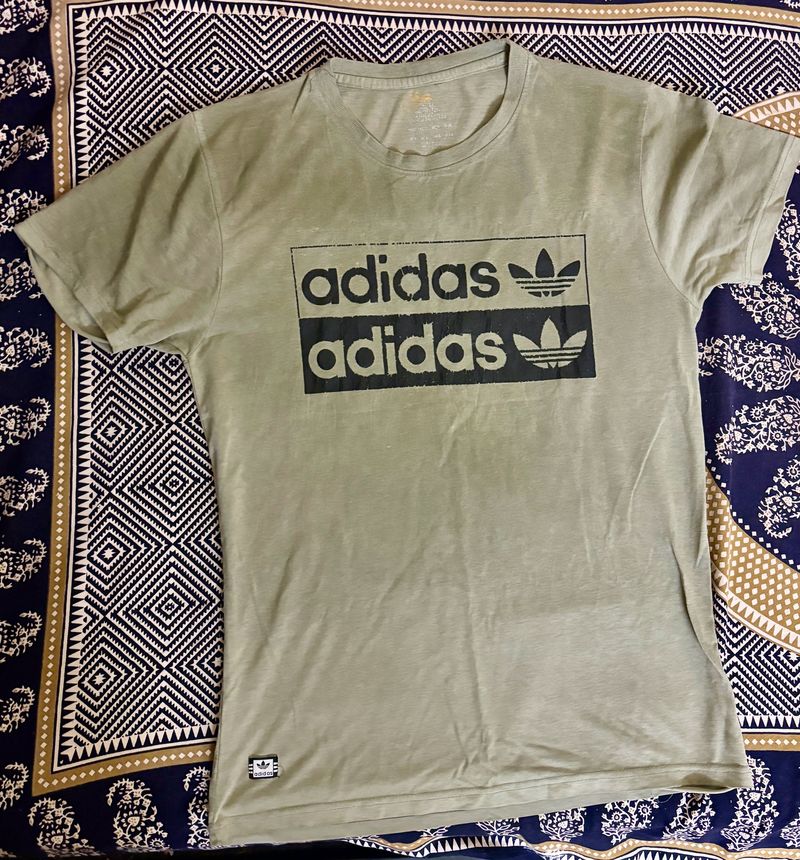 Used T-shirt | Adidas