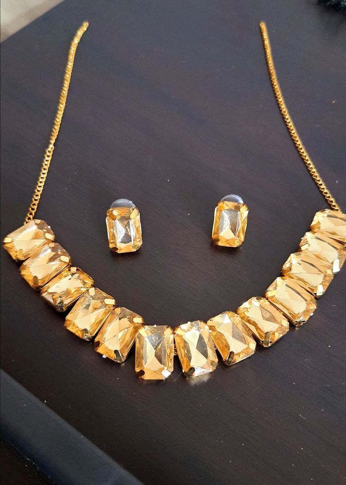 Necklace set