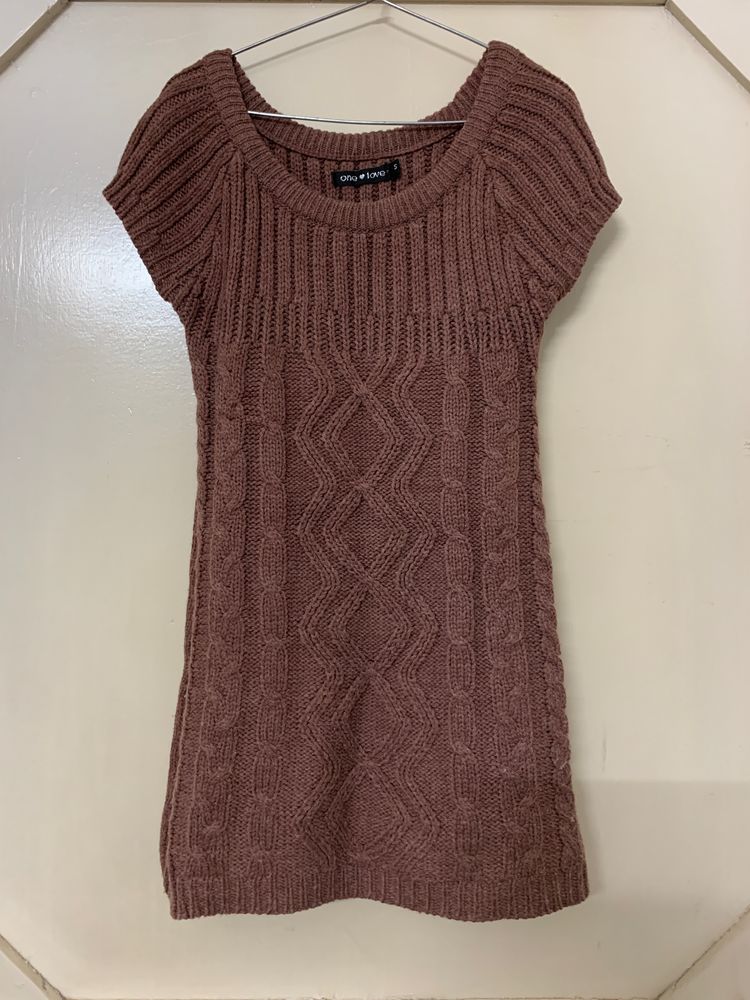Discount Delivery- Sweater Top