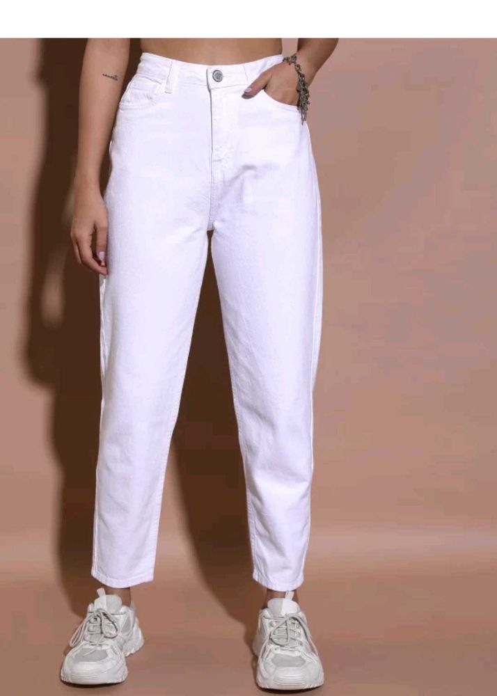 White Boyfriend Momfit Jeans With Waist Elastic