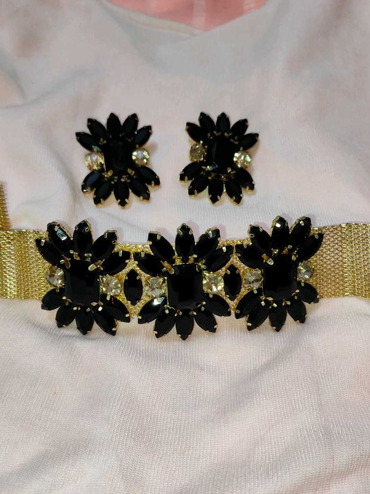 New Choker Set