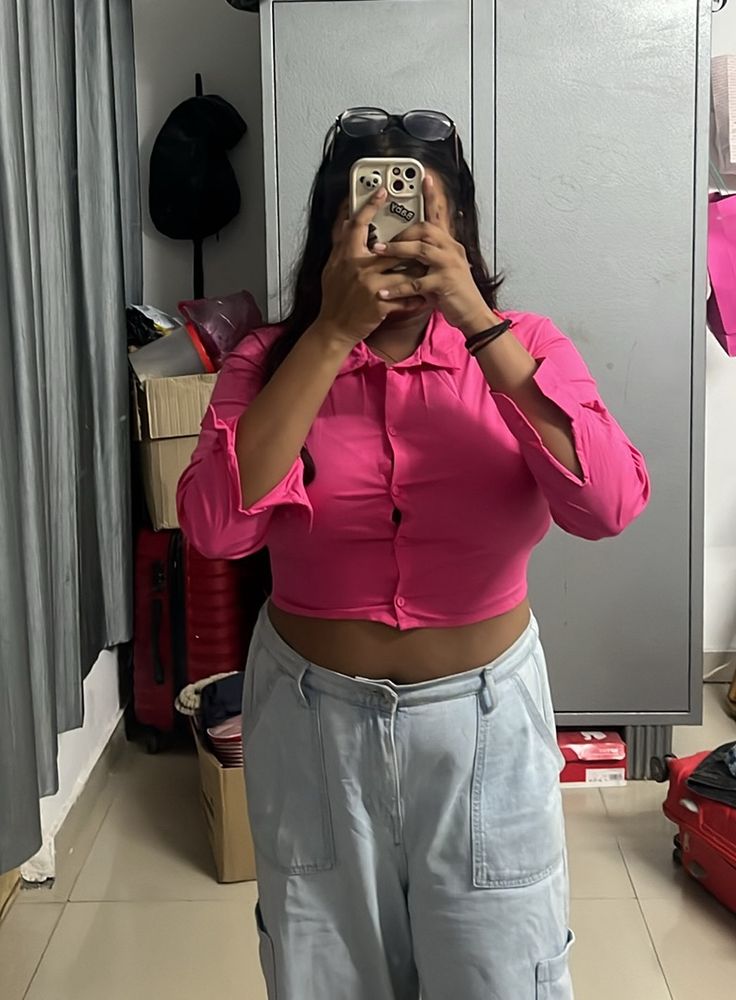 pink cropped shirt