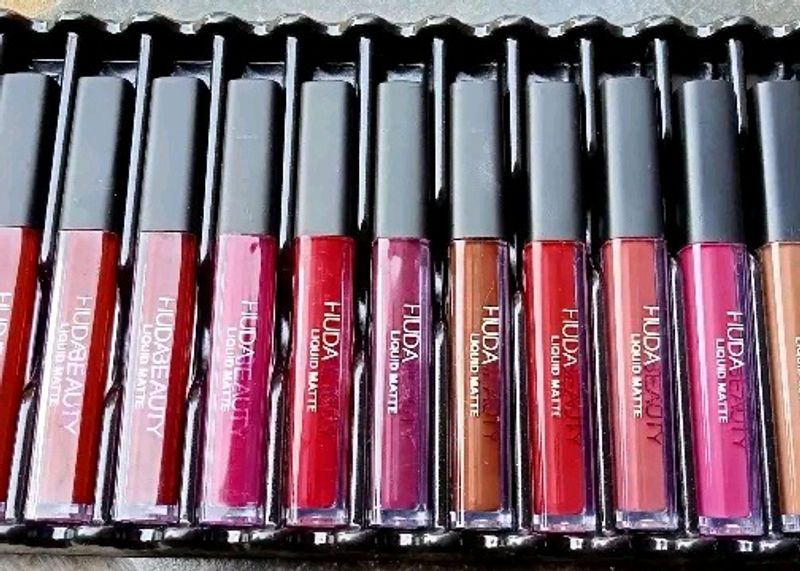 12 Set Of Lipstick