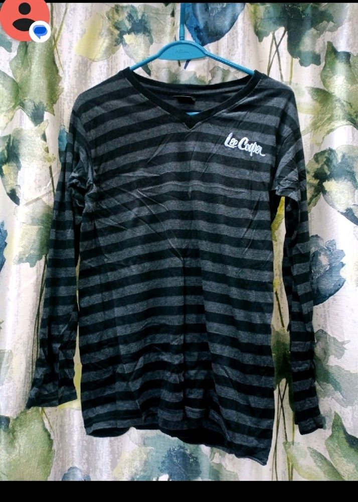 Black And White Striped Full Sleeve Tshirt