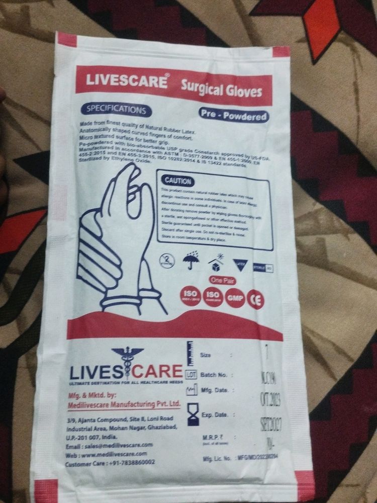 RETLivescare ( Surgical Gloves) Never Used,, It's