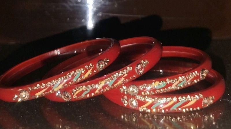 Glass Kada (Bangles)