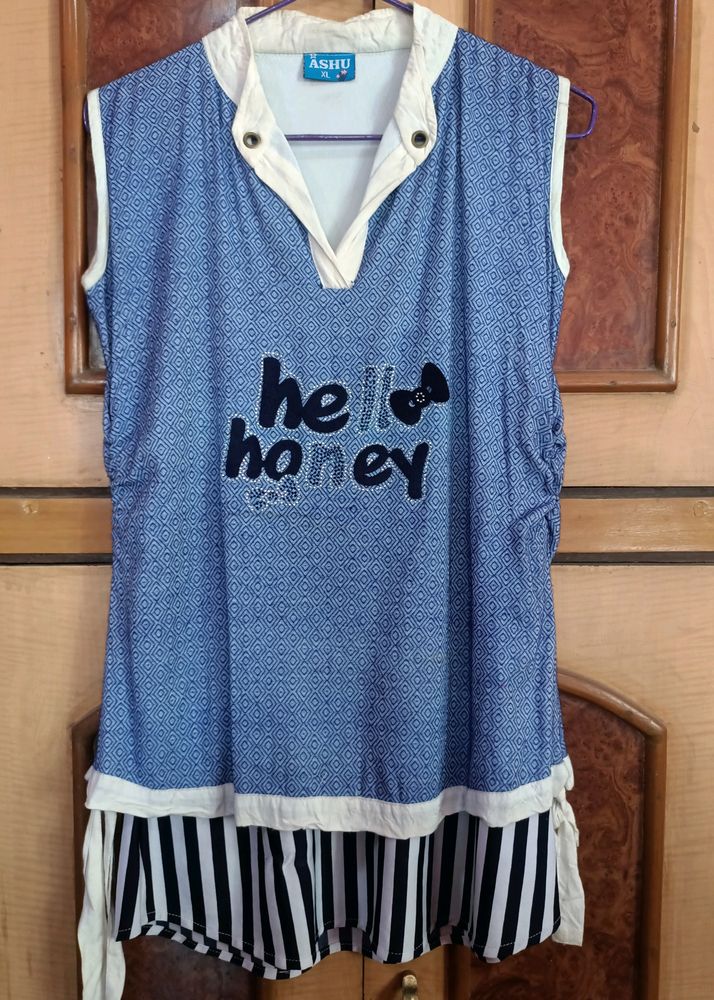 Blue & White T-shirt Top