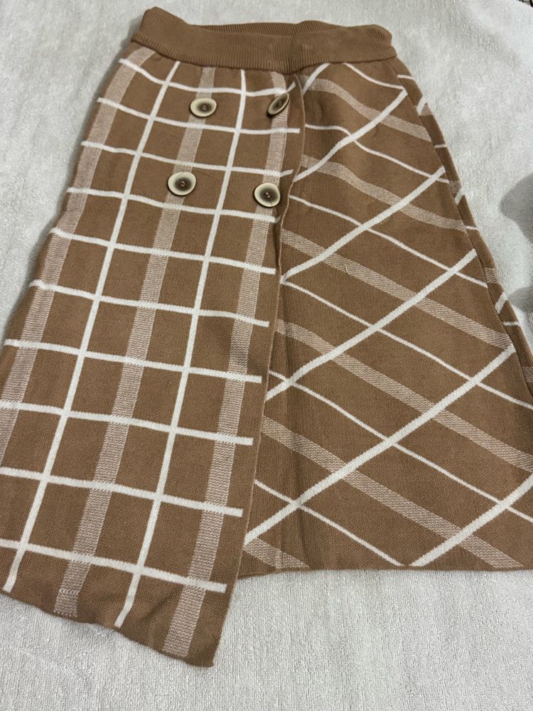 Knee Length Warm Winter Wear Skirt