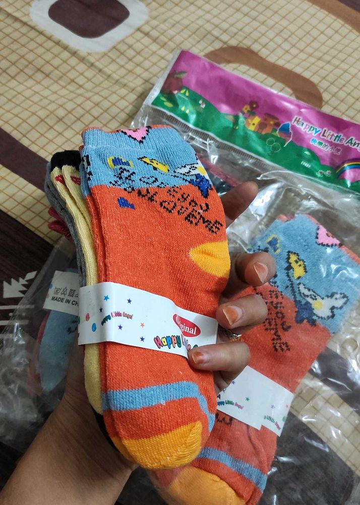 Kids 10 Pair Socks🧦🧦 Beautiful Design..