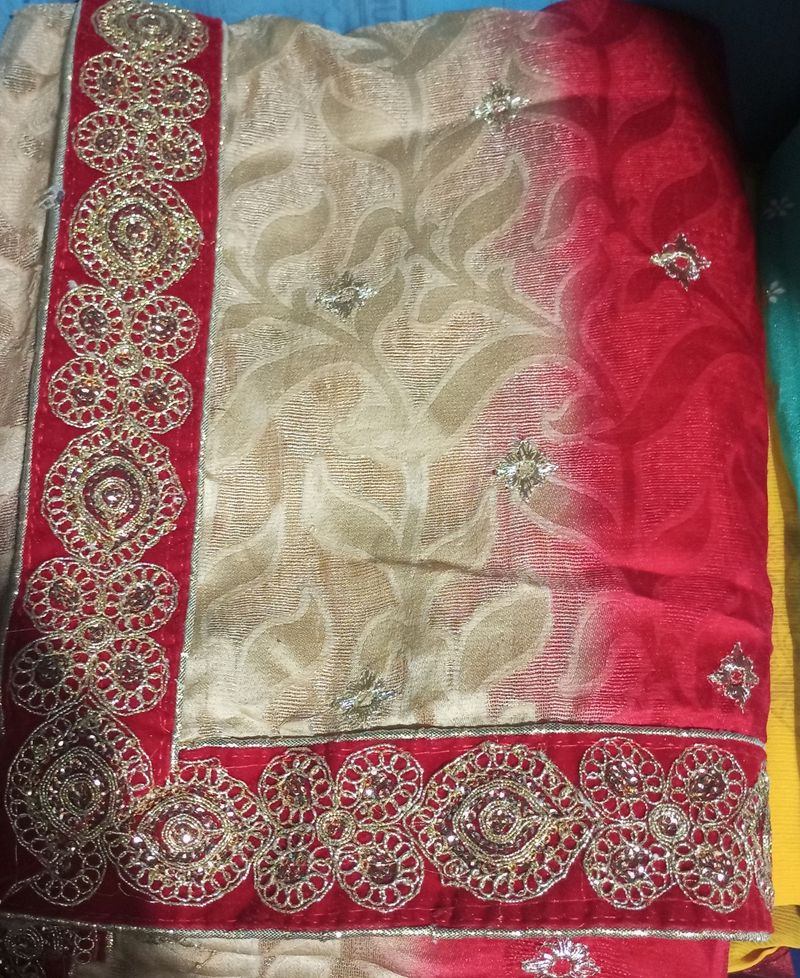 Women Saree With Attached Blouse Material