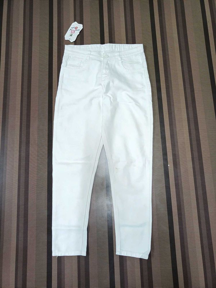 Z-11 Size 30 Slim Fit Women Denim Jeans