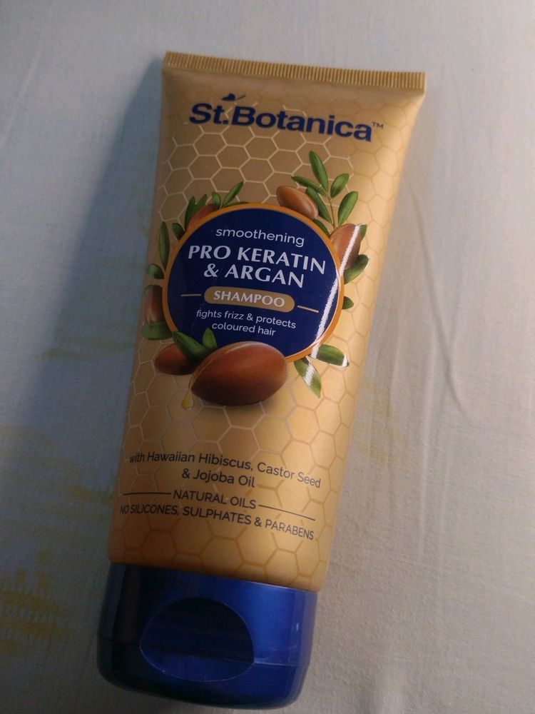 St Botanica Shampoo (Keratin)