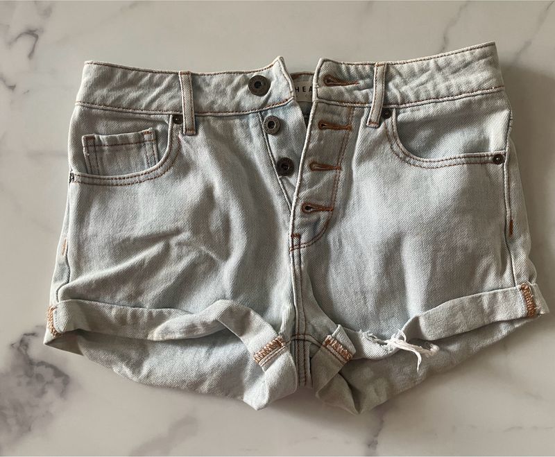 Light Blue Denim Shorts With Buttons