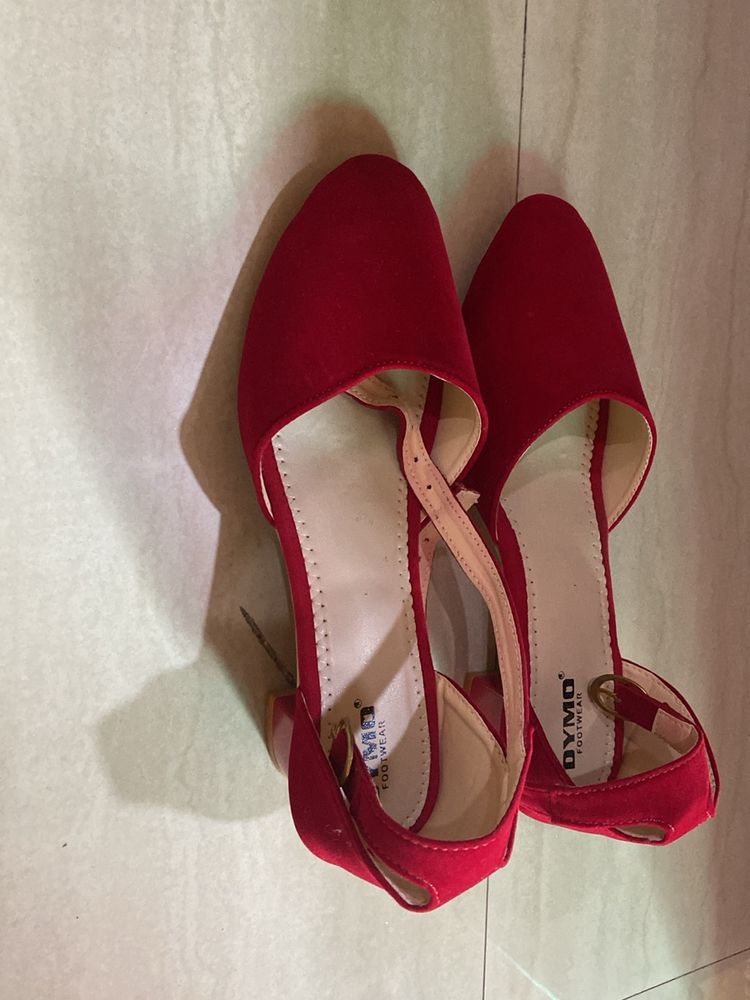 Sexy Red Pointed Toe Heels , Stylish Colour Heel