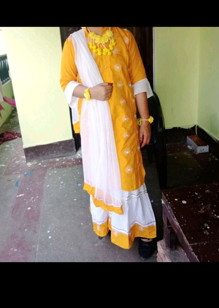 Haldi Suit