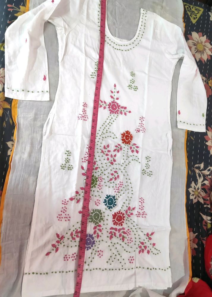 White Beautiful Cotton With Wonderfull Kadha