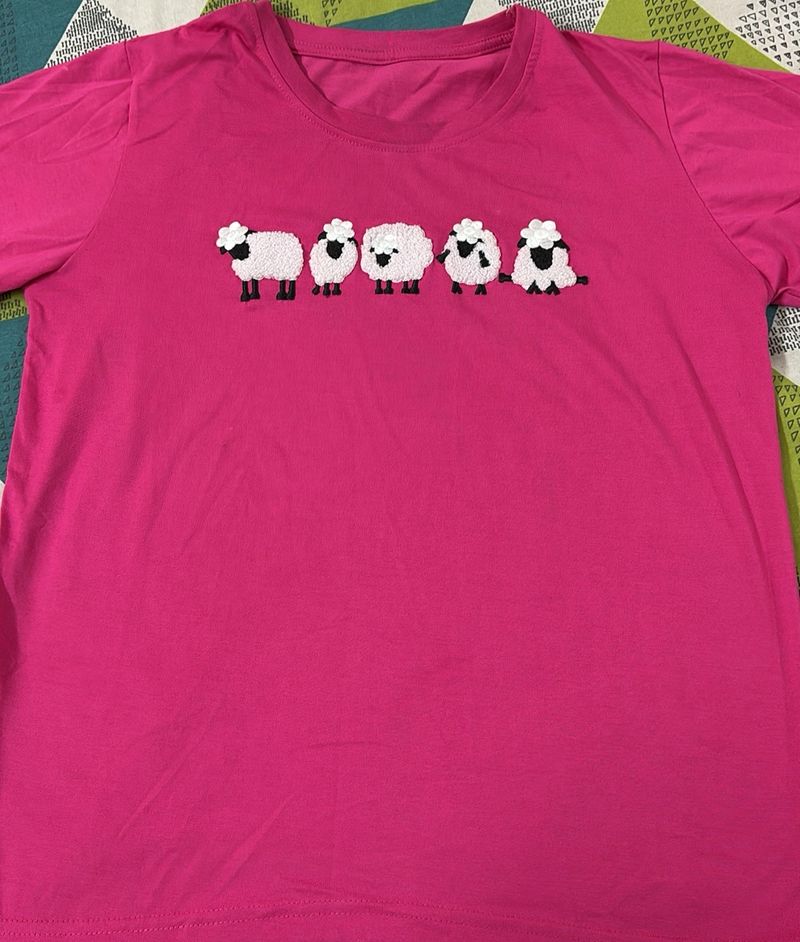 Women T-shirt Pink Colour