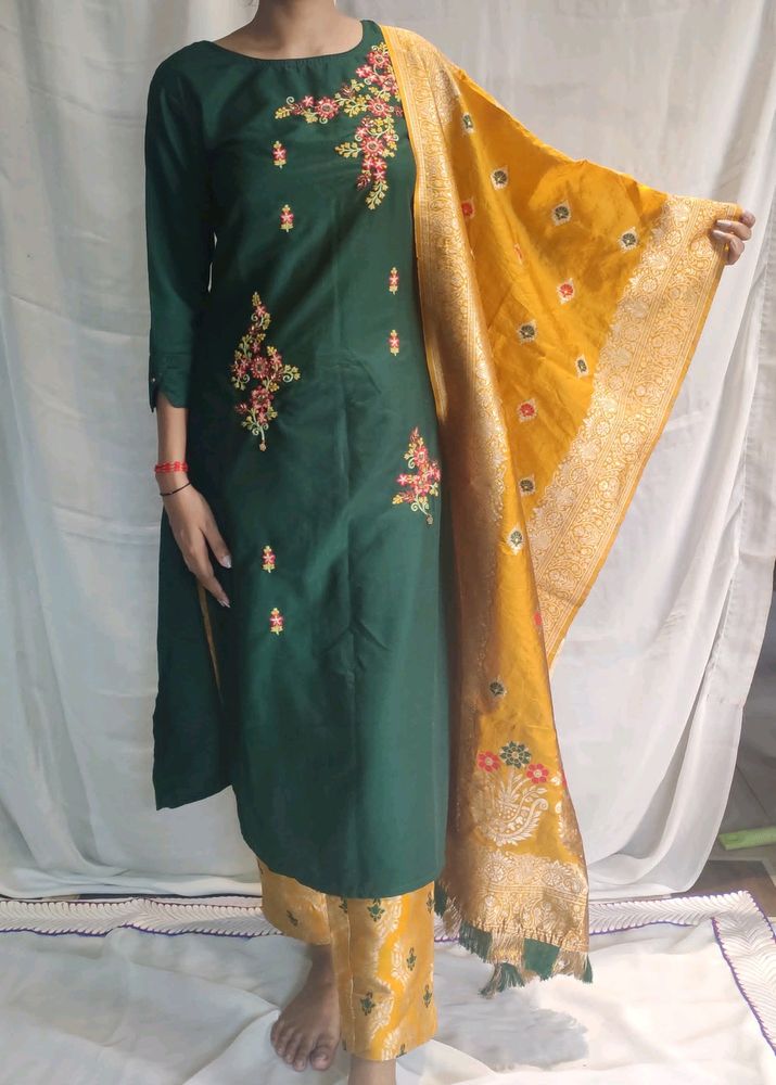 Kurta Pant Dupatta Set