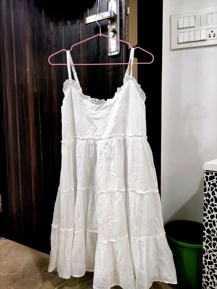 Summer Cotton White Dress. Fits Both S And Xs. Pure Cotton. Brand New. Last 2 Pictures For Reference