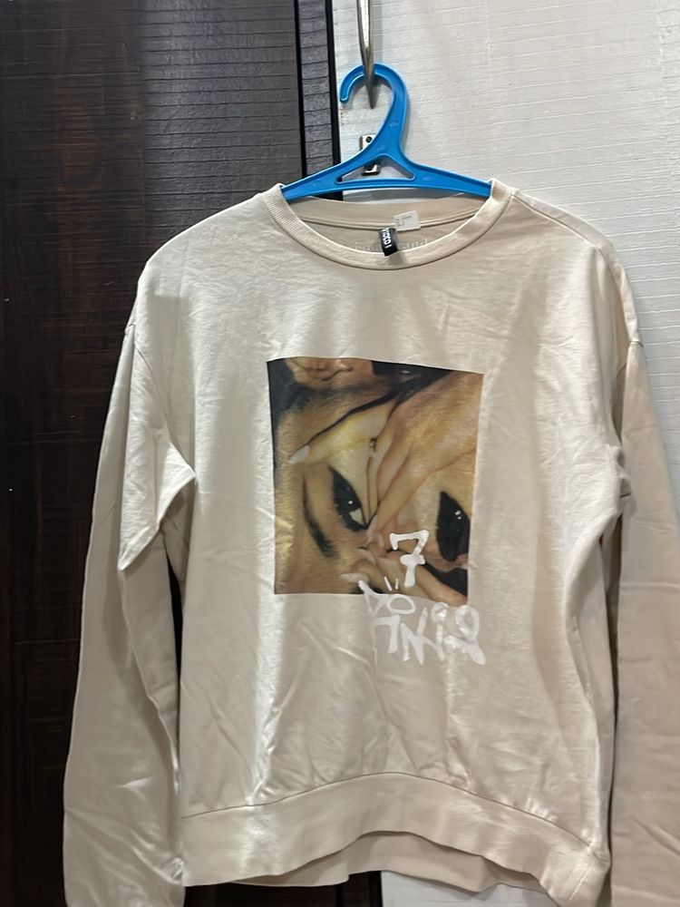 Hnm Ariana Grande Sweatshirt