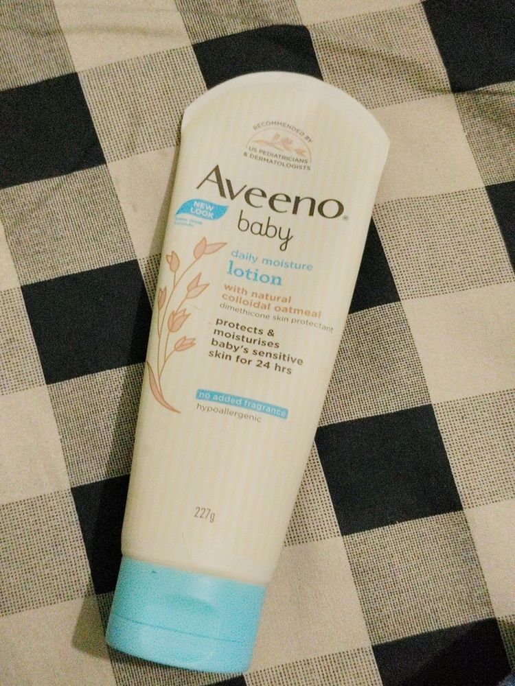 New Aveeno Oatmeal Moisturizer 227 Grams