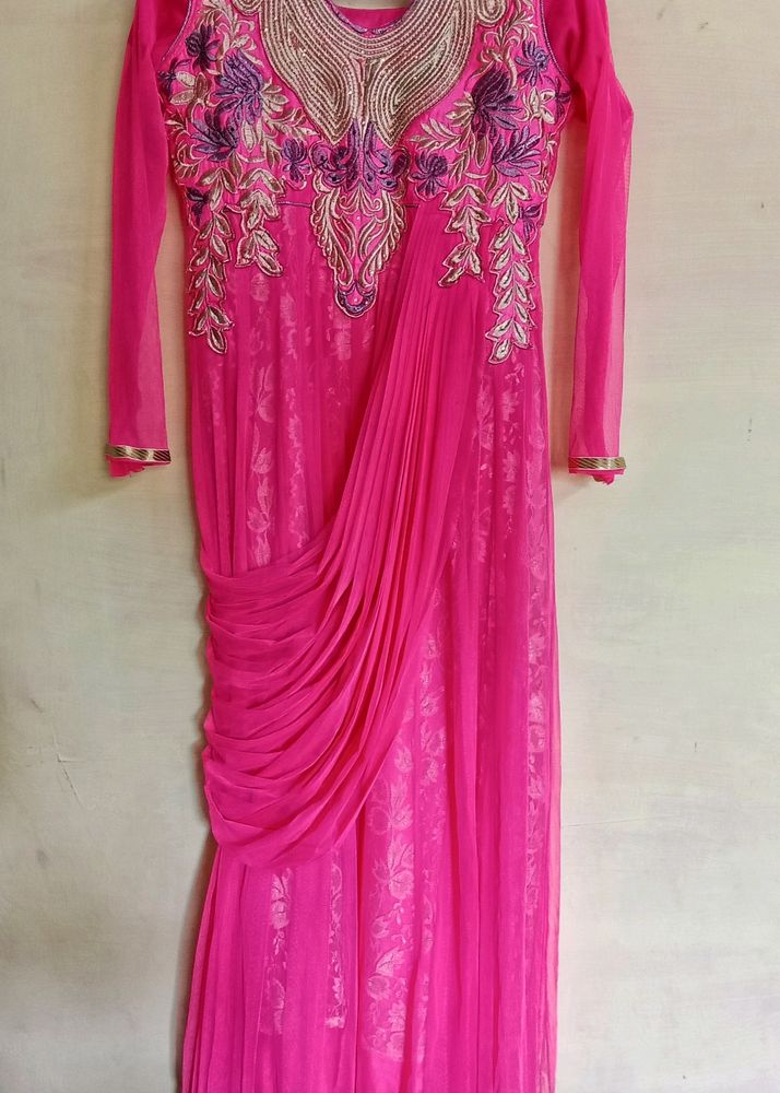 BEAUTIFUL LONG GOWN FOR WOMEN