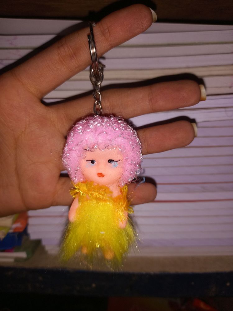 1 Piece Doll Shape Keyring