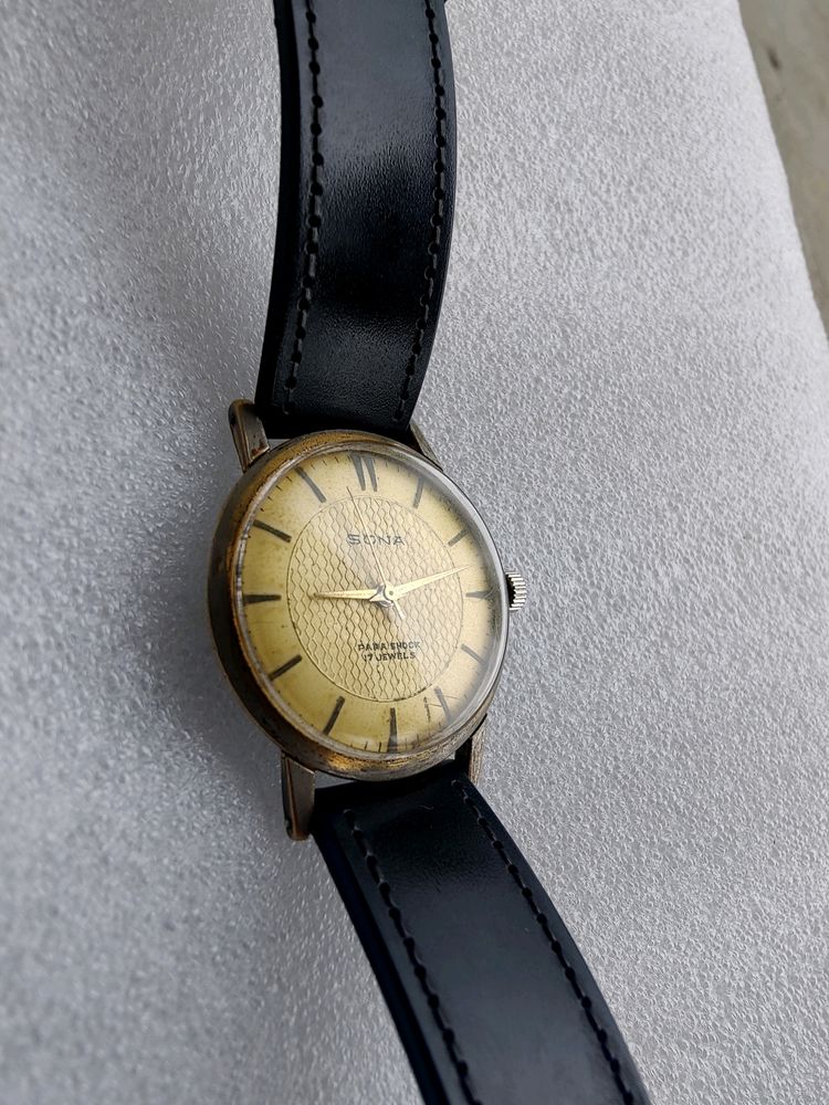 Vintage HMT Sona Manual Hand-Winding Dress Watch