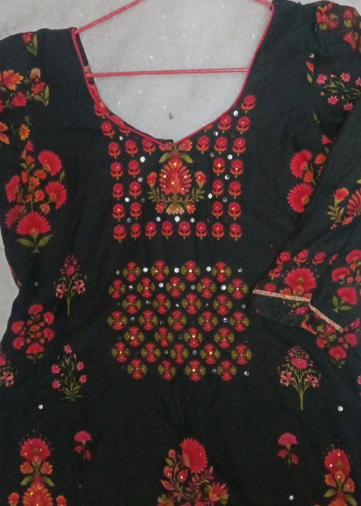 Beautiful Embroidery Black Kurta