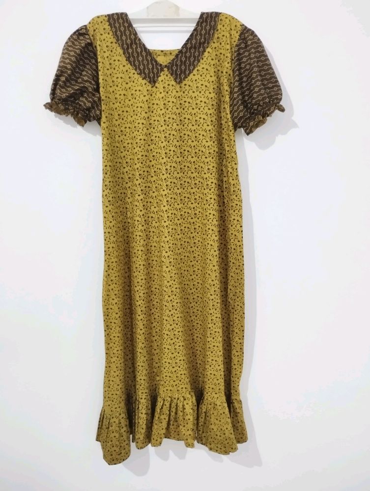 Ladies Frock From Maxi Material