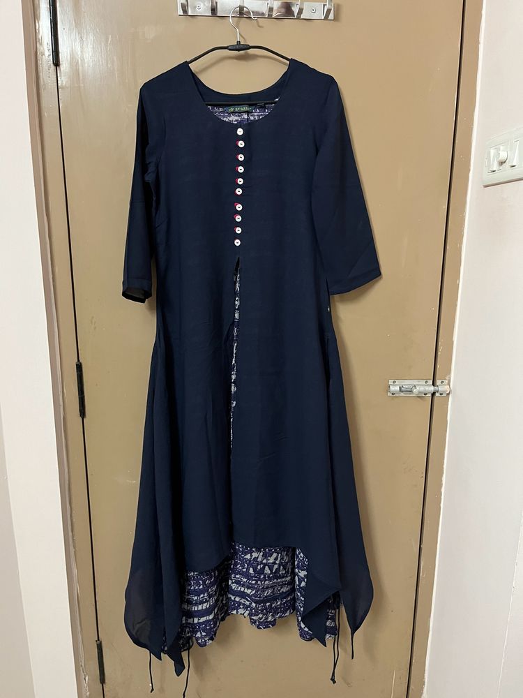 Avaasa Kurta