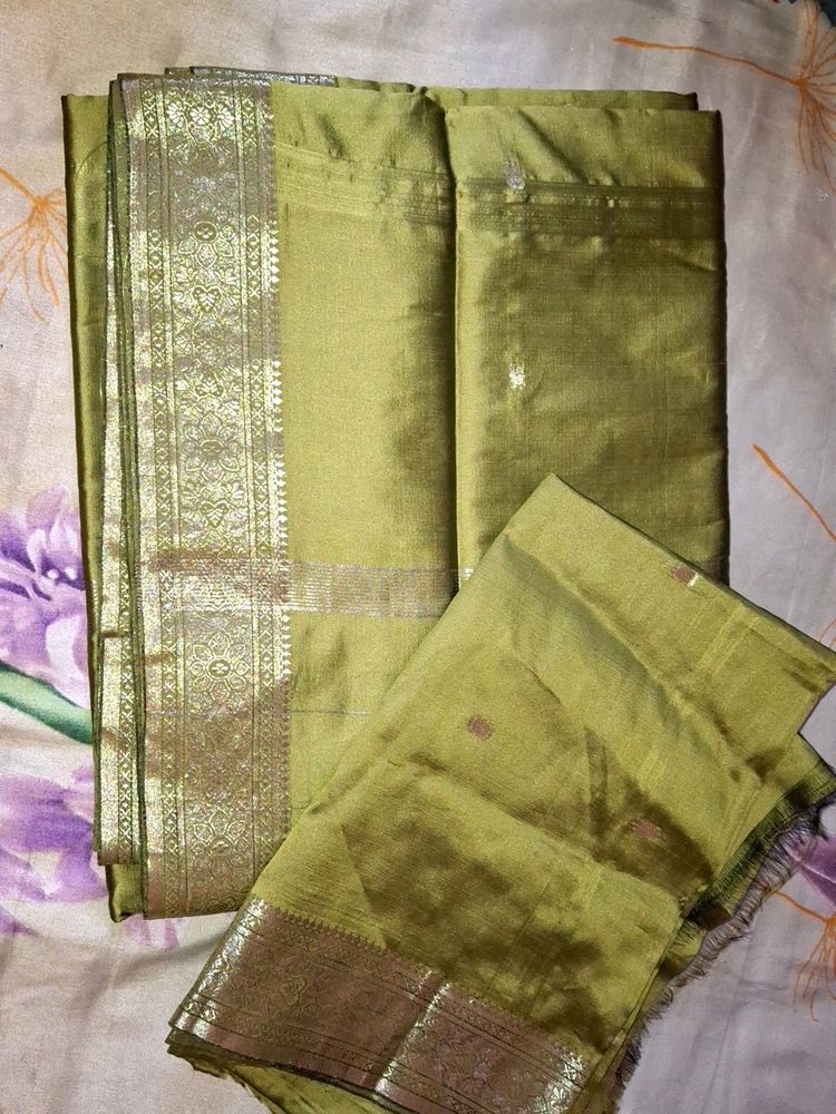 Brand New BANARSI SAREE