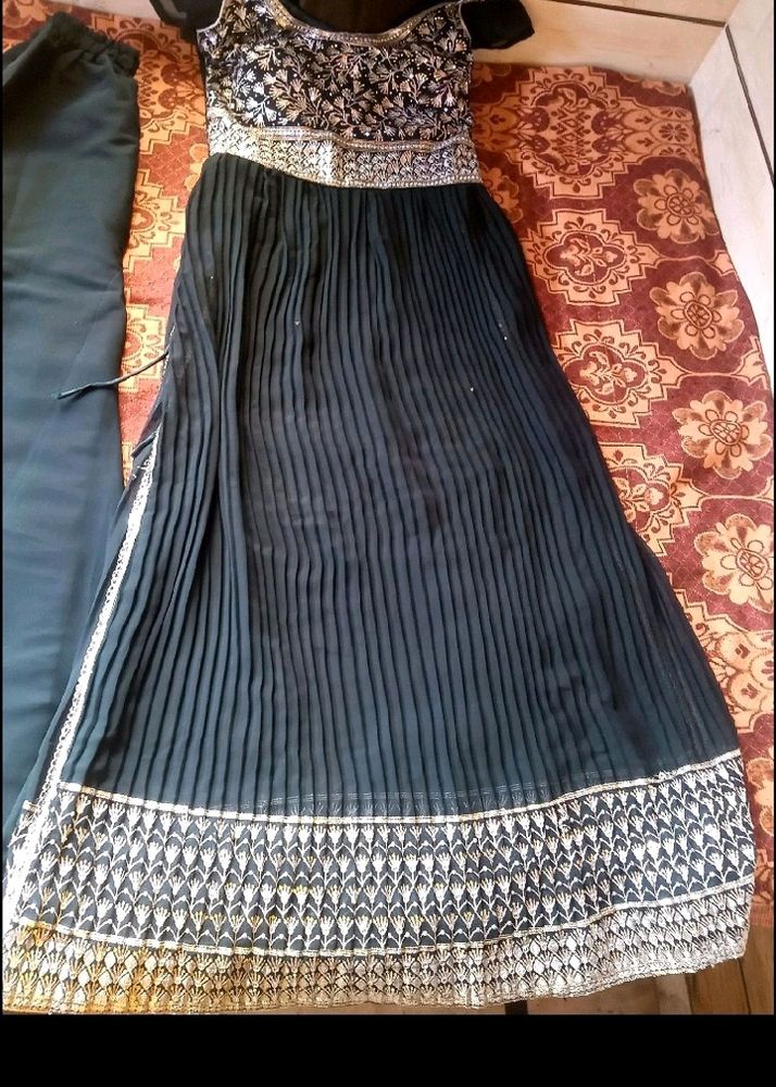 Kurti Palazzo