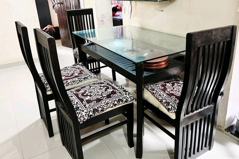 Dinning Table