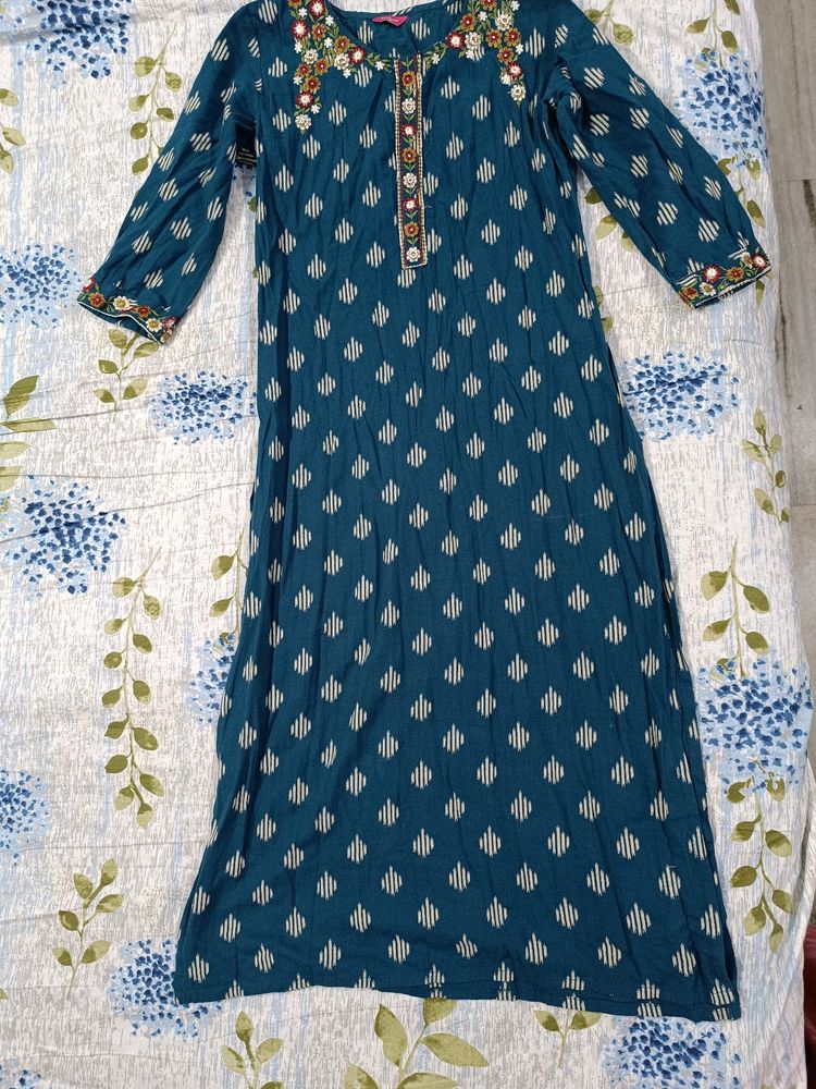 Teal Green Cotton Kurta With Embroidery