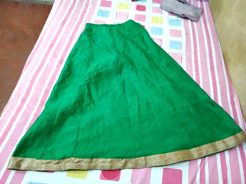 Green Skirt