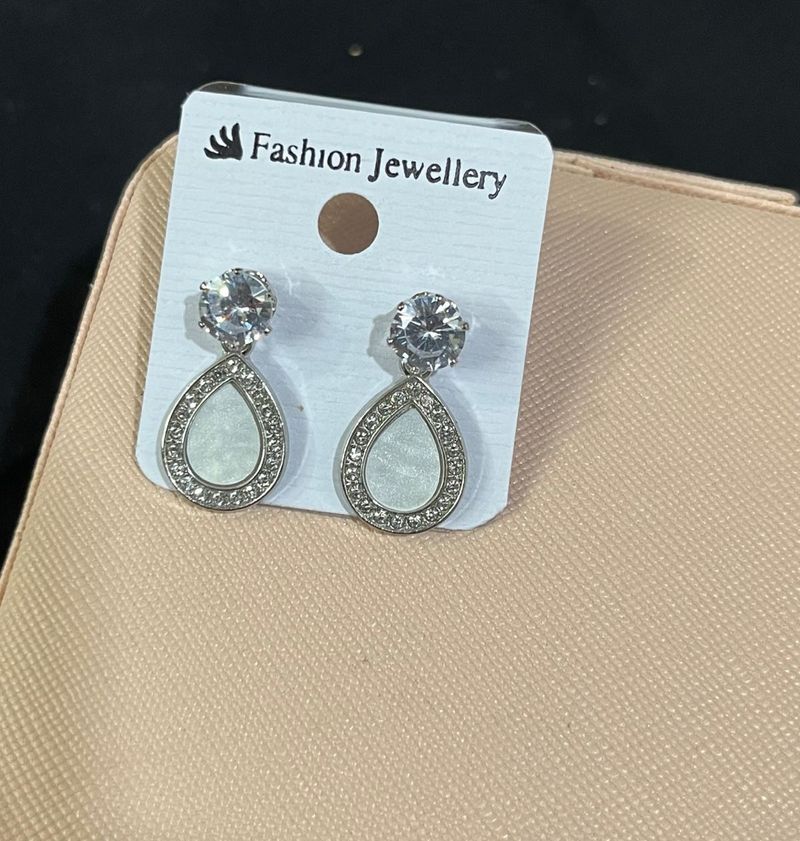 Earrings -1