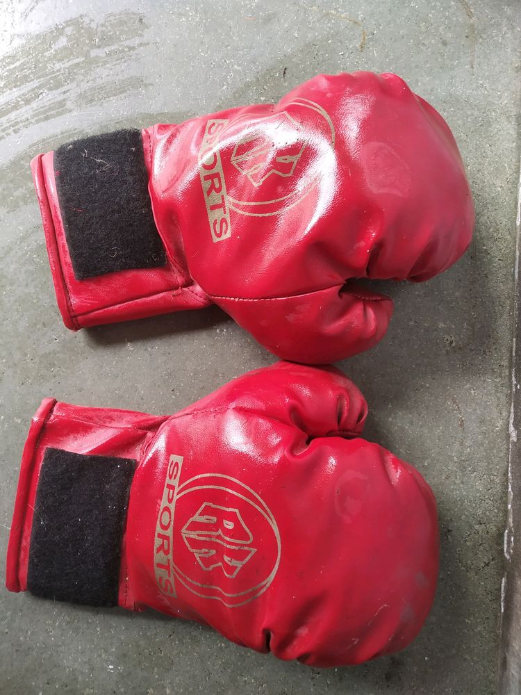 Boxing Gloves Kids For Use Like 8 To 14 Years