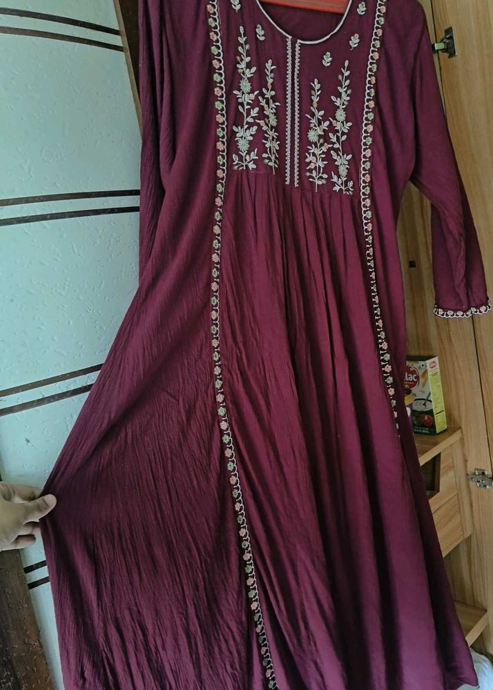 🔥 Offer Price 🔥 A-line Embroidered Kurta