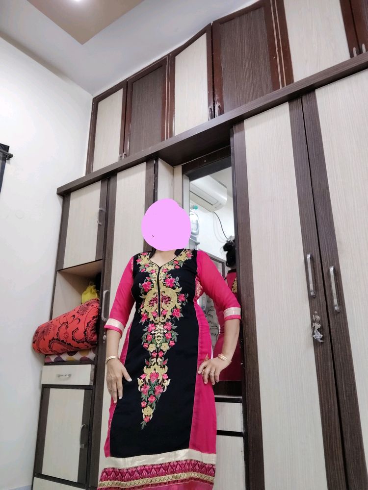 Machine Embroidered Pink-black Straight Kurta