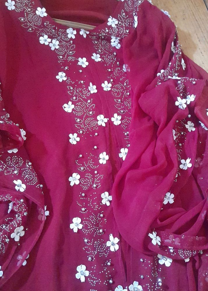 Butterfly 🦋  Abaya Nakab In New Condition