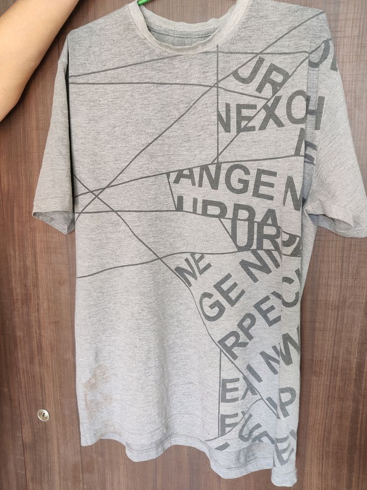 Men Grey 🩶 Tshirt