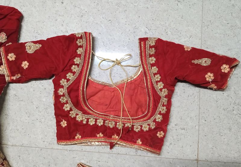 Dulhan Red Lehnga Prity Dupatta And Blouse