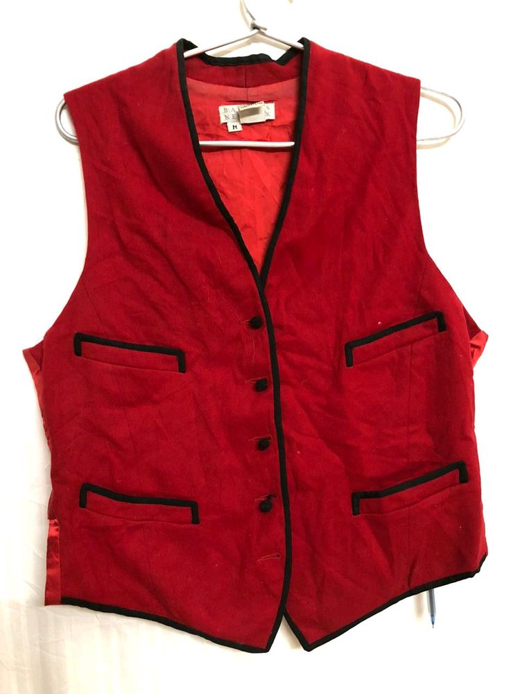 Barneys Red Waistcoat