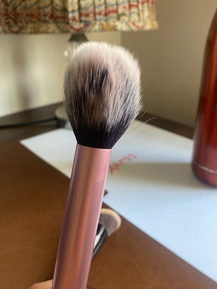 Real Techniques Blush Brush