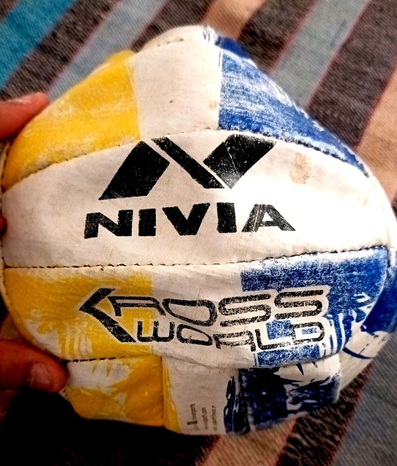 Nivia Volleyball