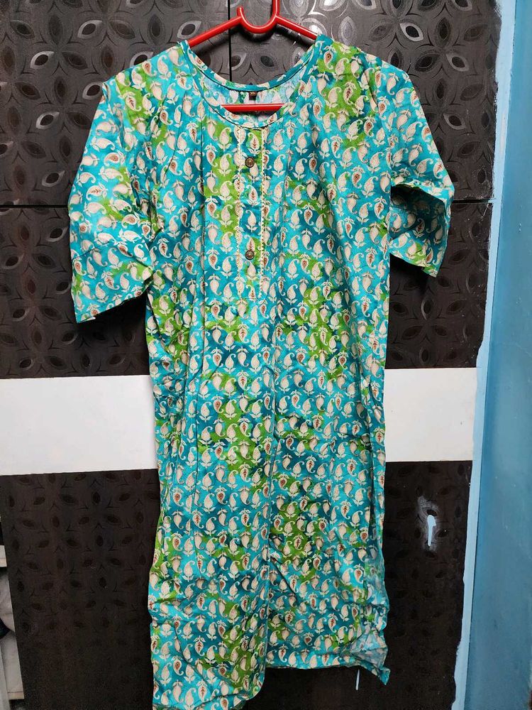 Green Kurti