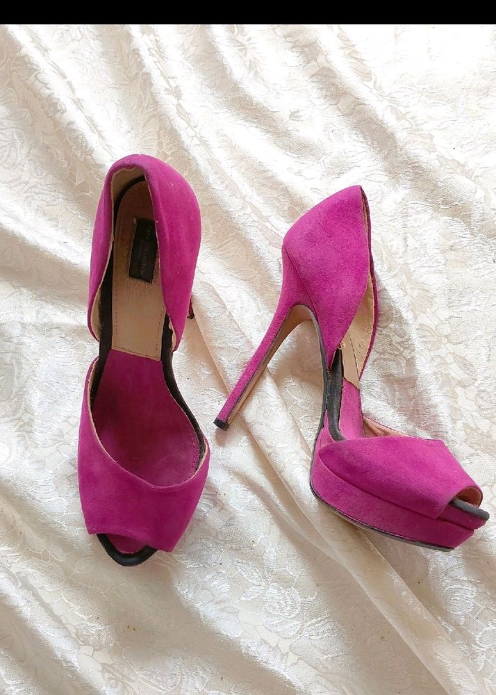 Zara Suede Pumps